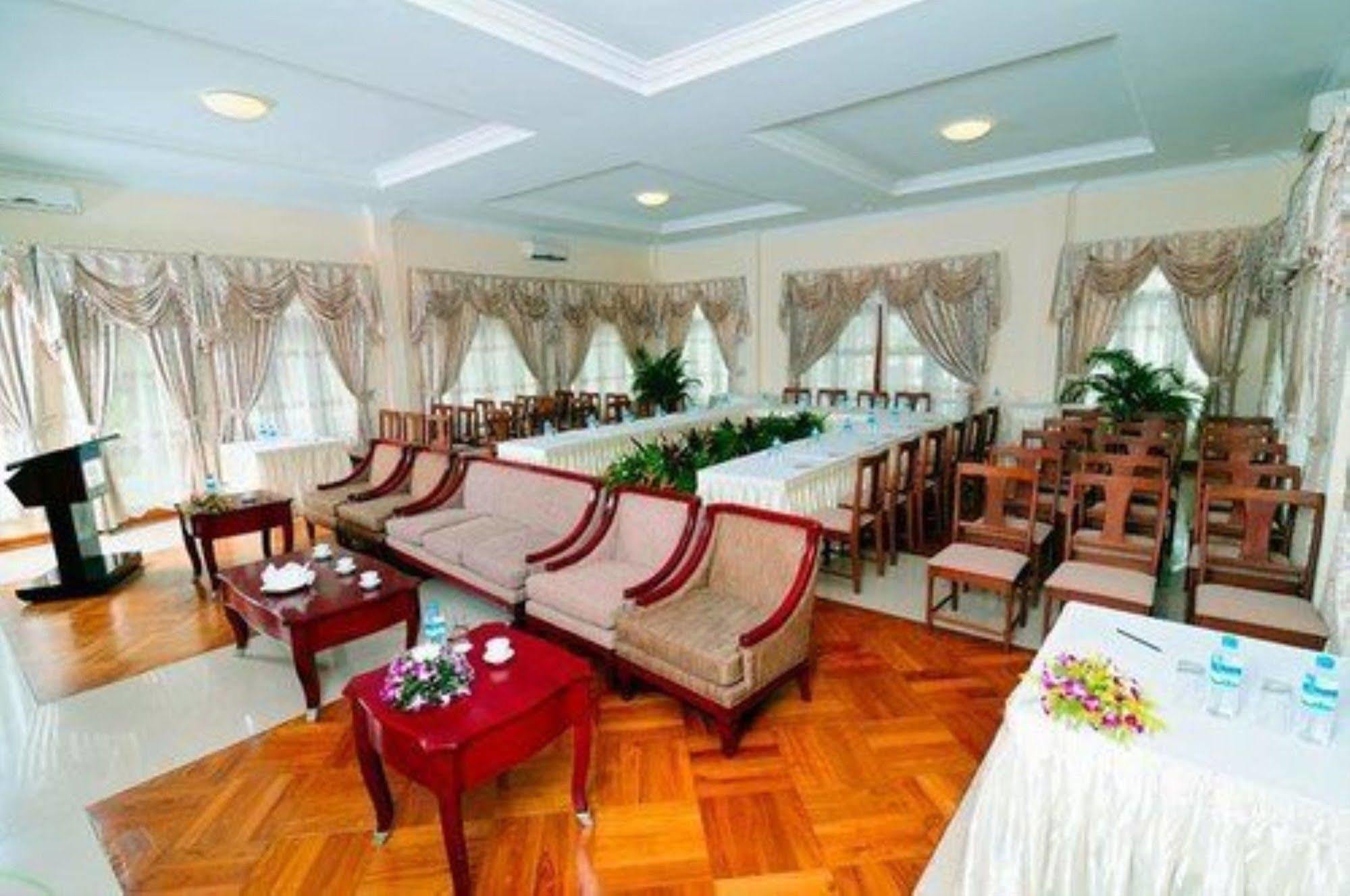 The Hotel Amara Nay Pyi Taw Naypyidaw Экстерьер фото